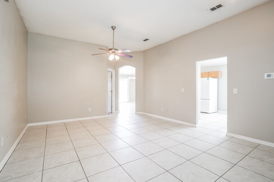 Building Photo - 2912 Brittany Bluff Dr