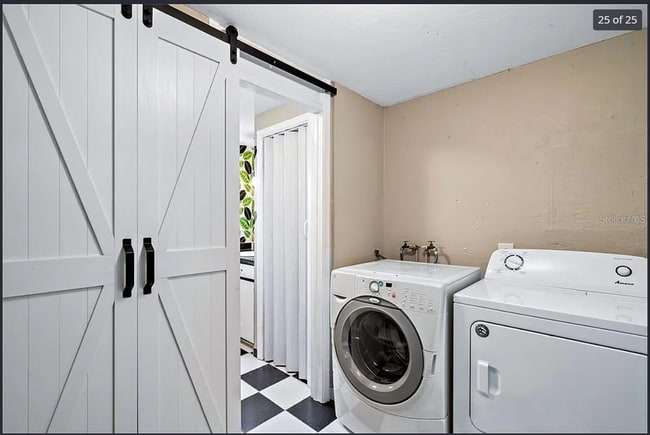 Building Photo - 7355 Cass Cir