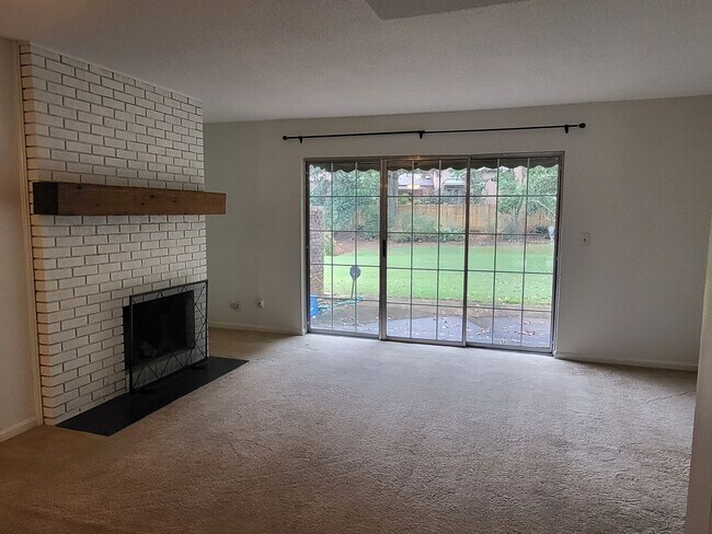 Building Photo - 210 22nd St N