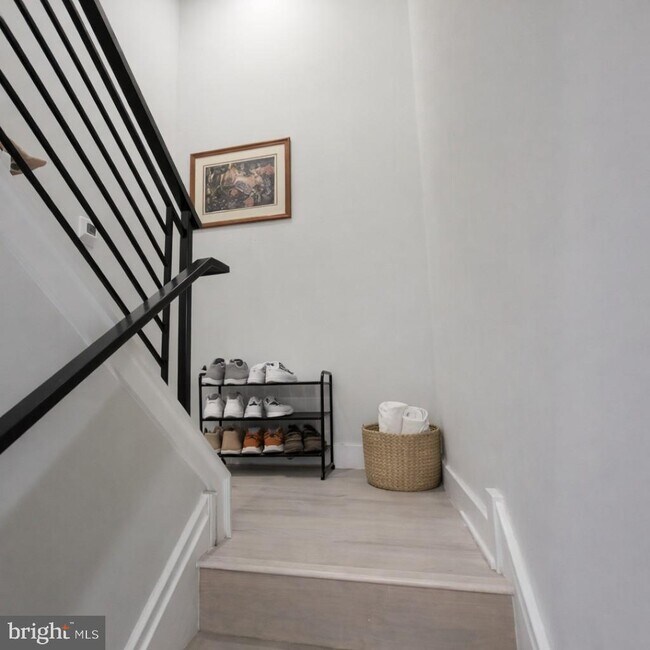 Building Photo - 4219 Filbert St