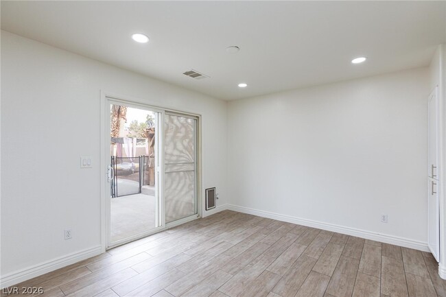 Building Photo - 8478 Prince of Tides Ct