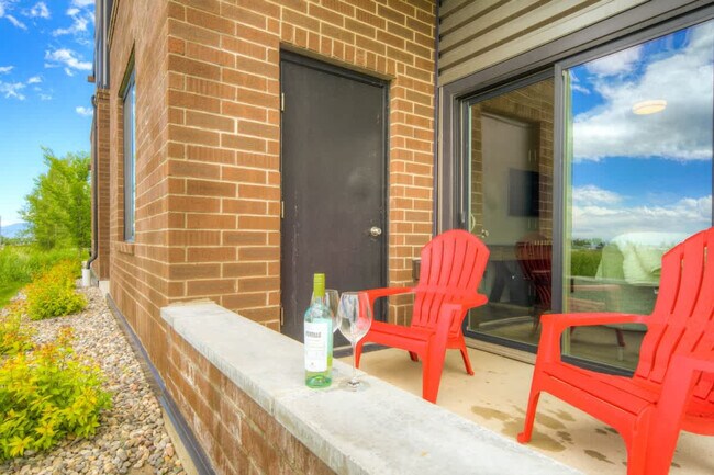 Building Photo - 2210 Remington Way