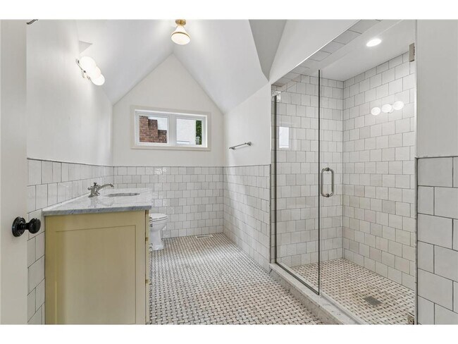 Building Photo - 3711 Colgate Ave