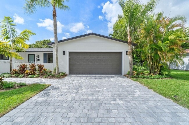 Building Photo - 10460 SW 93rd St