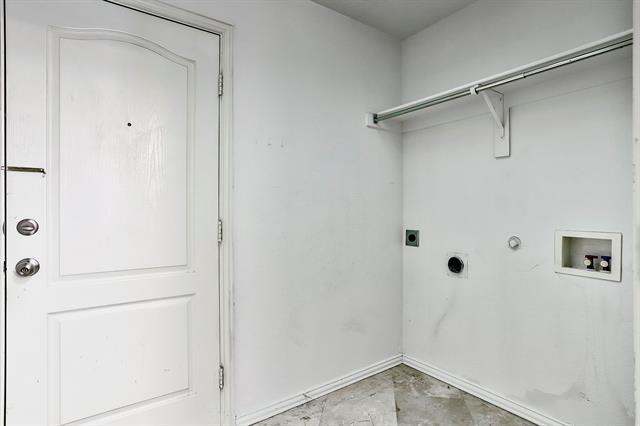 Building Photo - 2853 Cascade Cove Dr