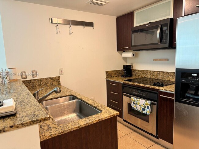 Building Photo - 9066 SW 73rd Ct