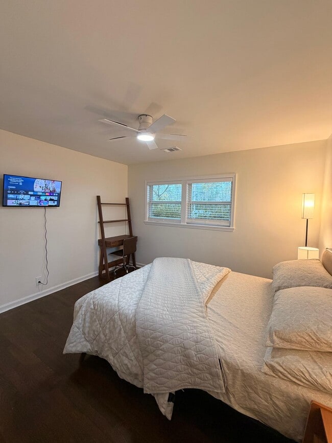 Building Photo - 4068 Monticello Way