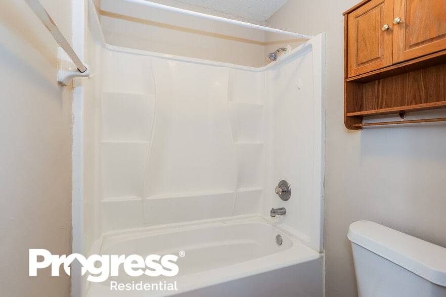 Building Photo - 7656 Arble Dr