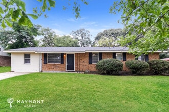 Building Photo - 2419 Southdale Dr