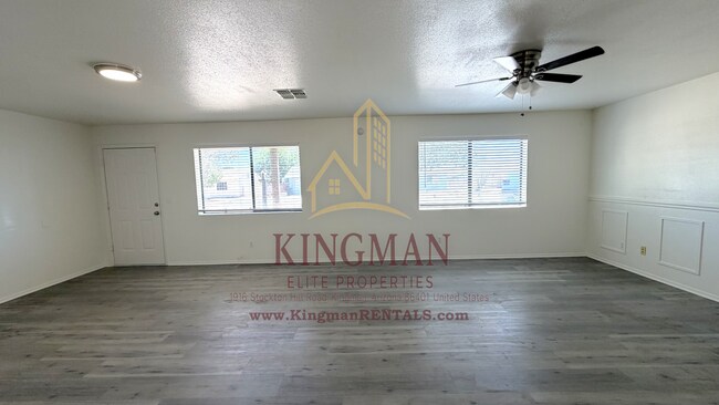 Building Photo - 6559 Nielsen Way