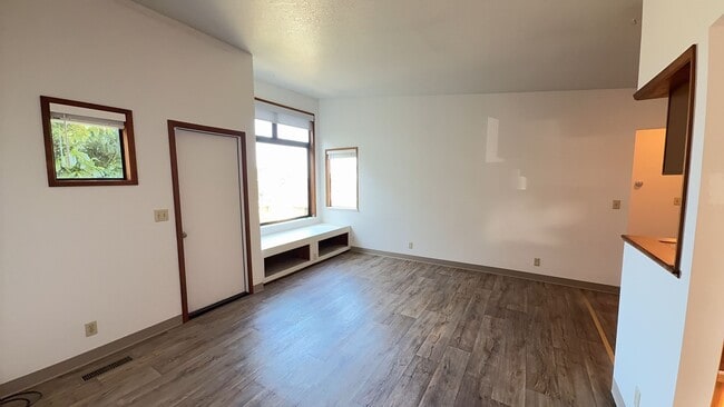 Building Photo - FAR125-Chicago