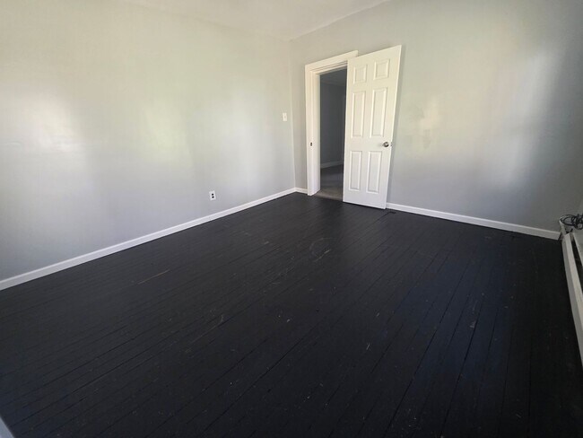 Building Photo - 30-32 Willow Street