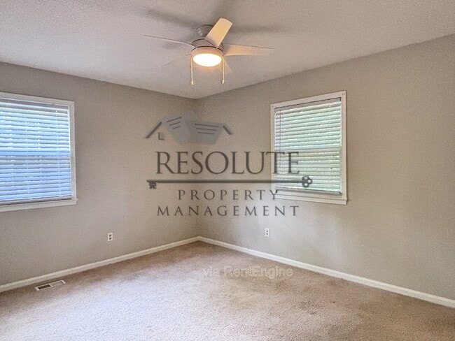 Building Photo - 5920 Crepe Myrtle Ct