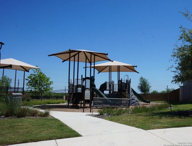 Building Photo - 3327 Stoney Knoll