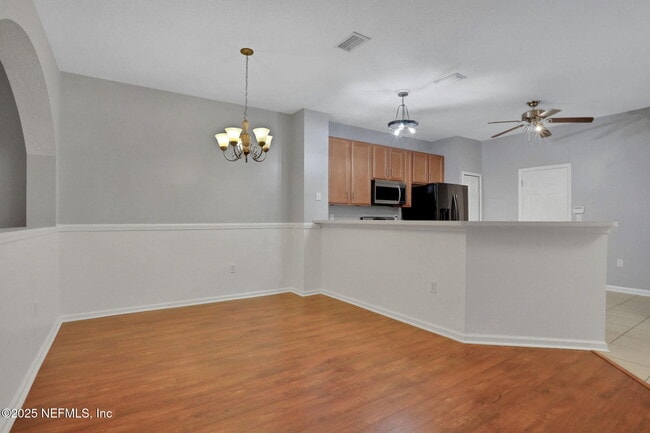 Building Photo - 9744 Summer Grove Way W