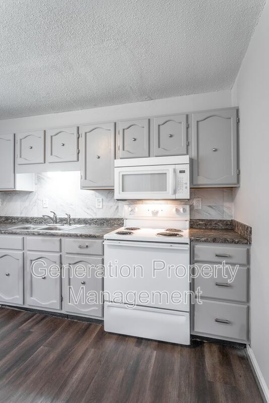 Building Photo - 44 St Victors Ln