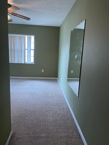 Bedroom 2 - 10180 SE 139th Plz