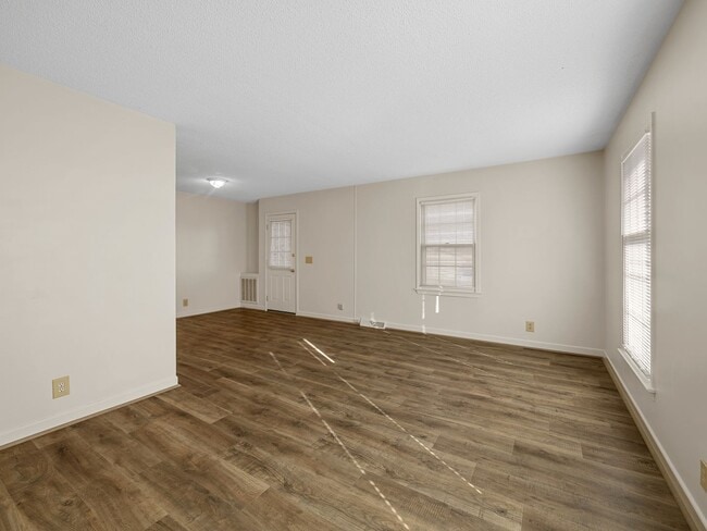 Building Photo - Cozy 2 bedroom home minutes from Downtown Greer