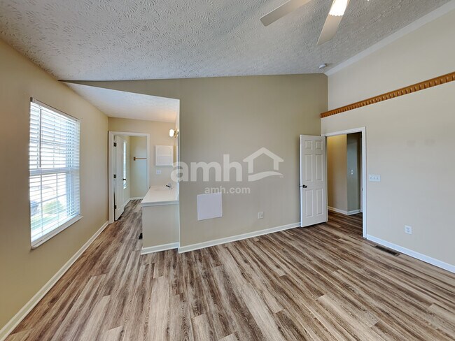 Building Photo - 5676 Canal Bridge Dr