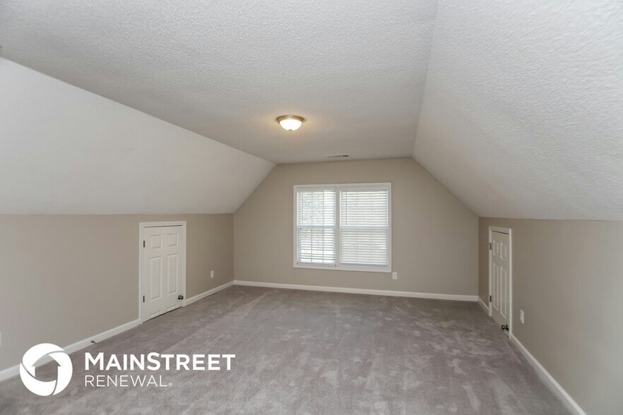 Building Photo - 4922 Harrington Pl