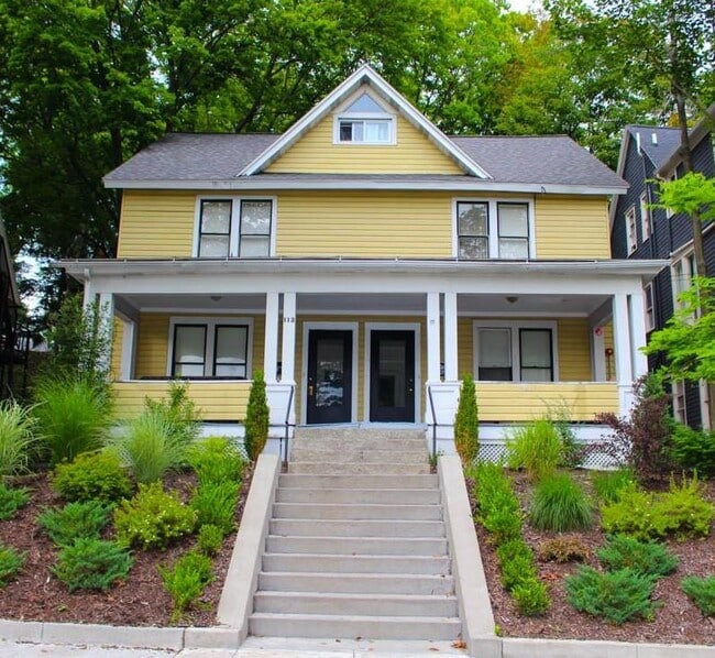 Building Photo - 111 Dewitt Pl