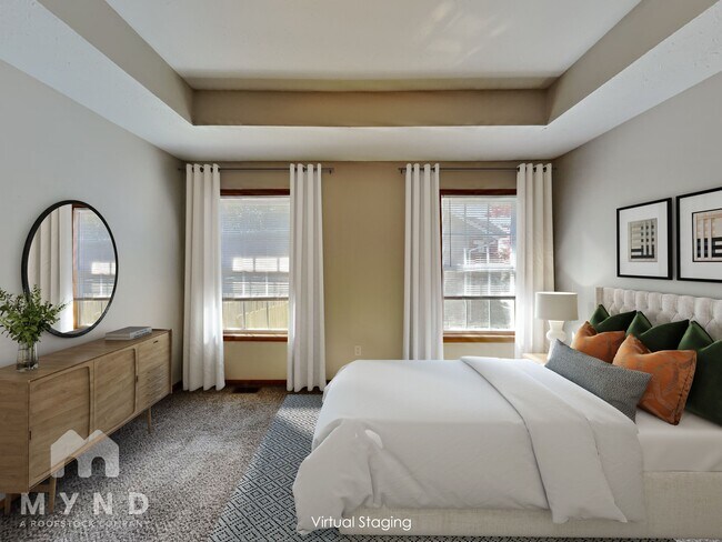 Building Photo - 706 W Snider St