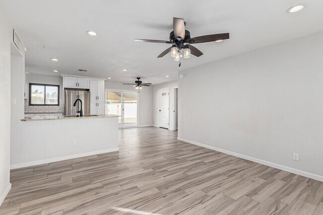 Building Photo - Beautiful 4 Bedroom Home Near Old Town Scottsdale & ASU