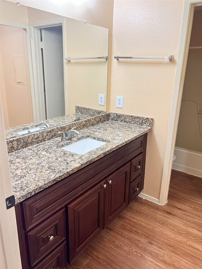 Building Photo - 12526 Tambourine Dr