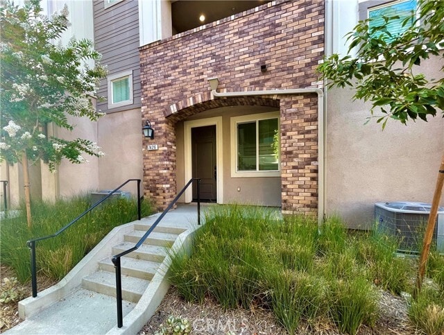 Primary Photo - 7426 Solstice Pl
