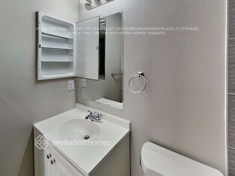 Building Photo - 20566 Willowbend Ln