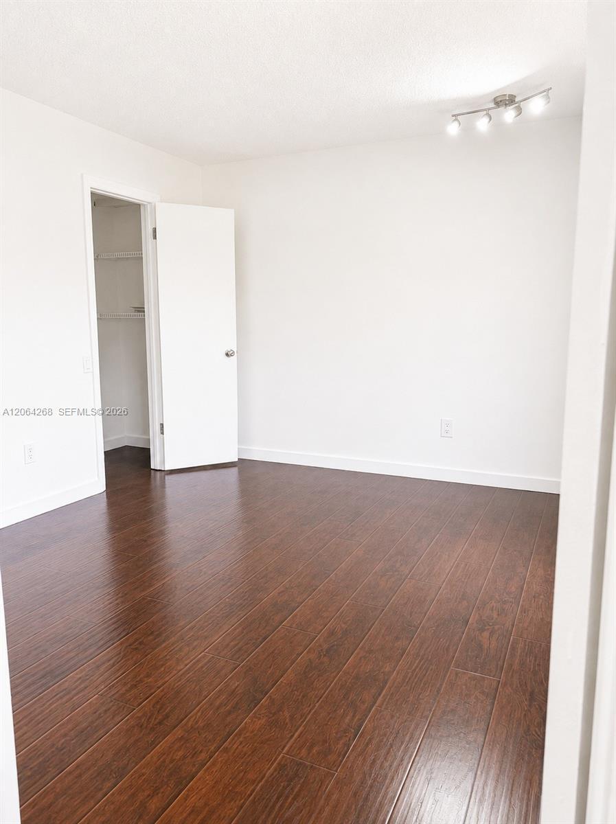 Building Photo - 6534 SW 114th Pl