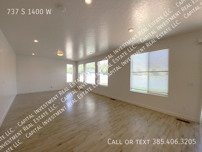 Building Photo - 737 S 1400 W