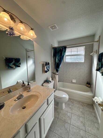 Building Photo - 13806 White Heron Pl