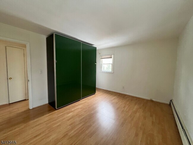 Building Photo - 107 Madison Ave