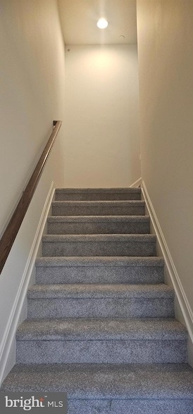 Building Photo - 156 Ironwood Ct