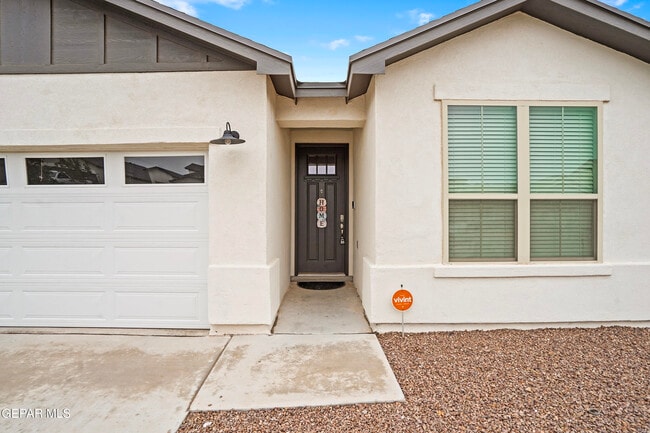 Building Photo - 11133 Blazing Star Pl