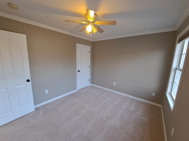 Building Photo - 9818 Gunston Hall Rd
