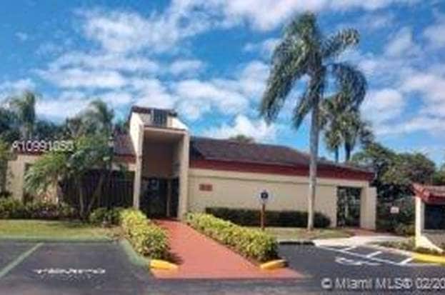 Building Photo - 8600 SW 149th Ave