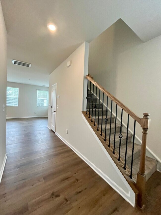 Building Photo - Brand New, 3 BR, 2.5 BA Townhome with Garage