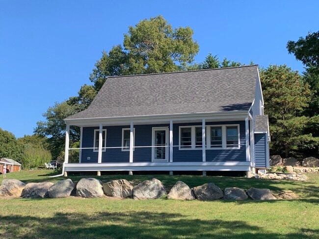 Primary Photo - 15 Avenue A St