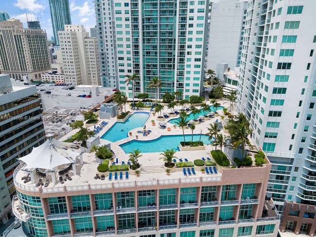 Building Photo - 244 Biscayne Blvd