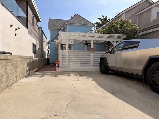 Building Photo - 123 28th St