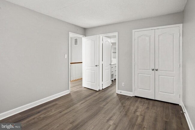 Building Photo - 3844 Chesterwood Dr