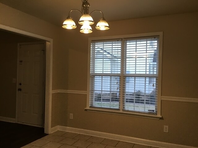 Building Photo - 5031 Jillson Ct