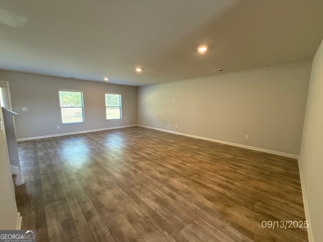 Building Photo - 1450 Veranda Ln