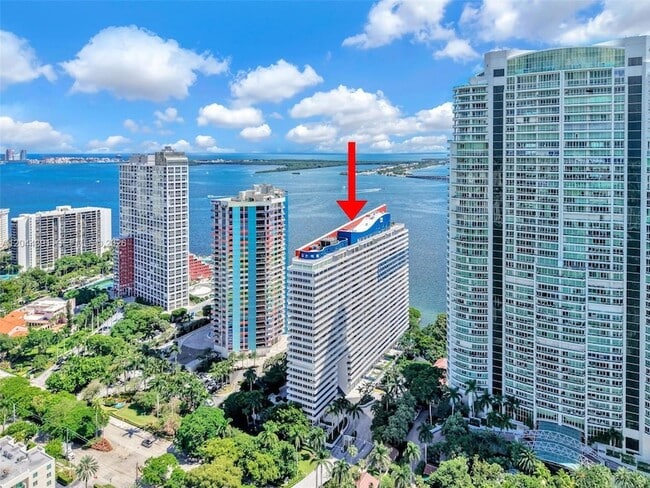 Building Photo - 1627 Brickell Ave