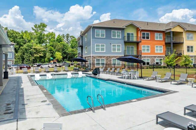 Building Photo - The Rise Apartments