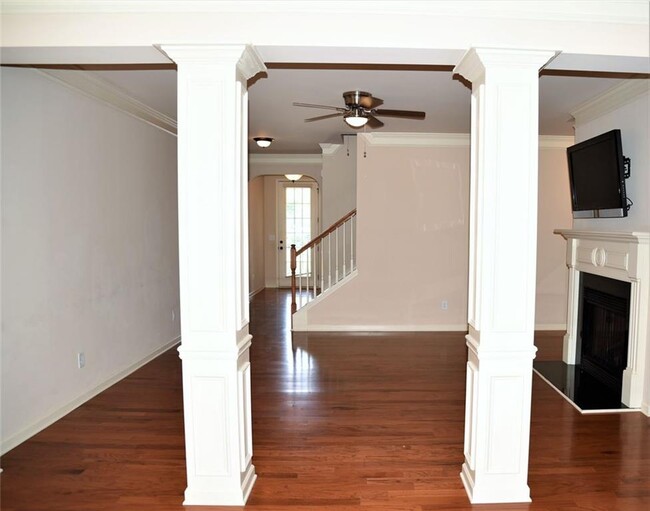 Building Photo - 3356 Sardis Bend Dr