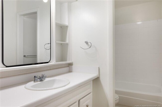 Building Photo - 1623 Van Buren Ave