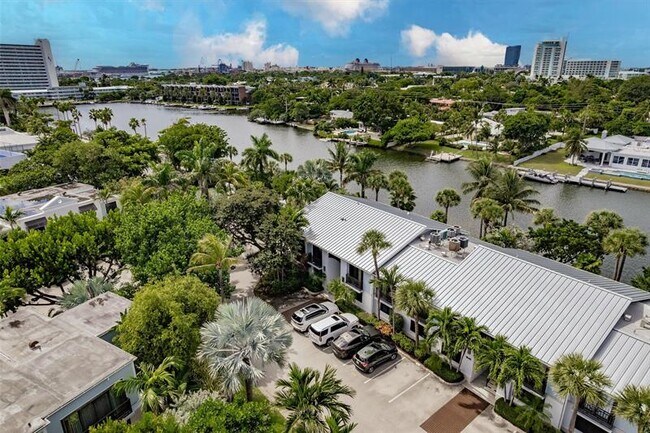 Building Photo - 1665 S Ocean Ln